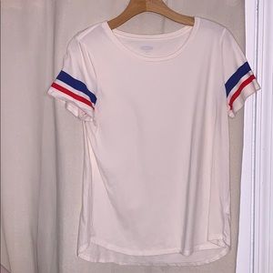 Old navy tee
